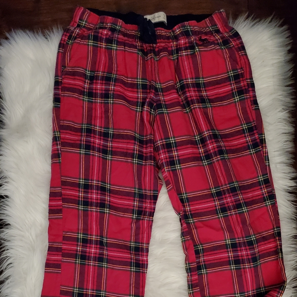 Cute Abercrombie PJ lounge pants 🤍